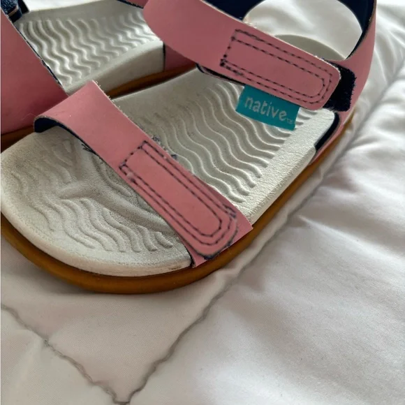 Native Kids Pink Sandals 8C - Picture 2 of 3